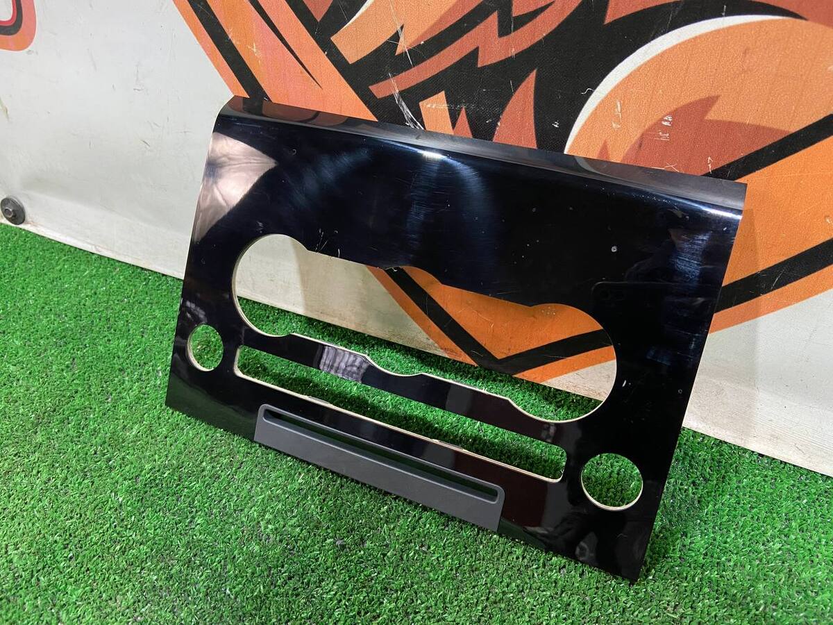 LR078161 Панель отделки климат контроля дерево Range Rover L405 (2013-2021) Б/У